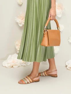 Innue Handbags